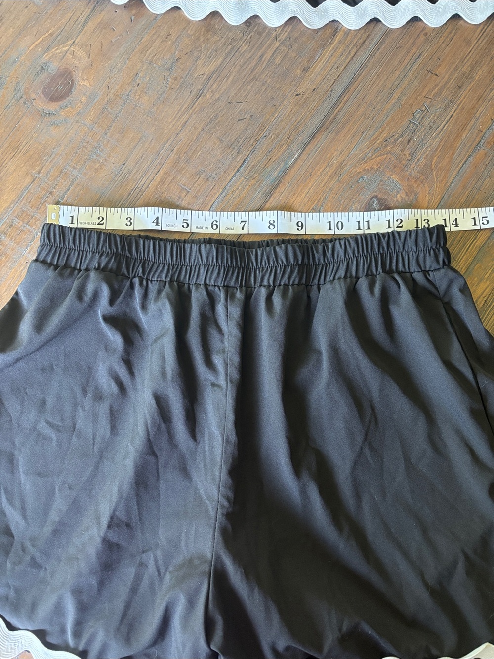 SHEIN size L black with white scalloped trim cropped tank and short set - Picture 6 of 12